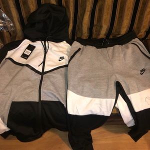 Grey, Black & White Nike Sweat-Suit